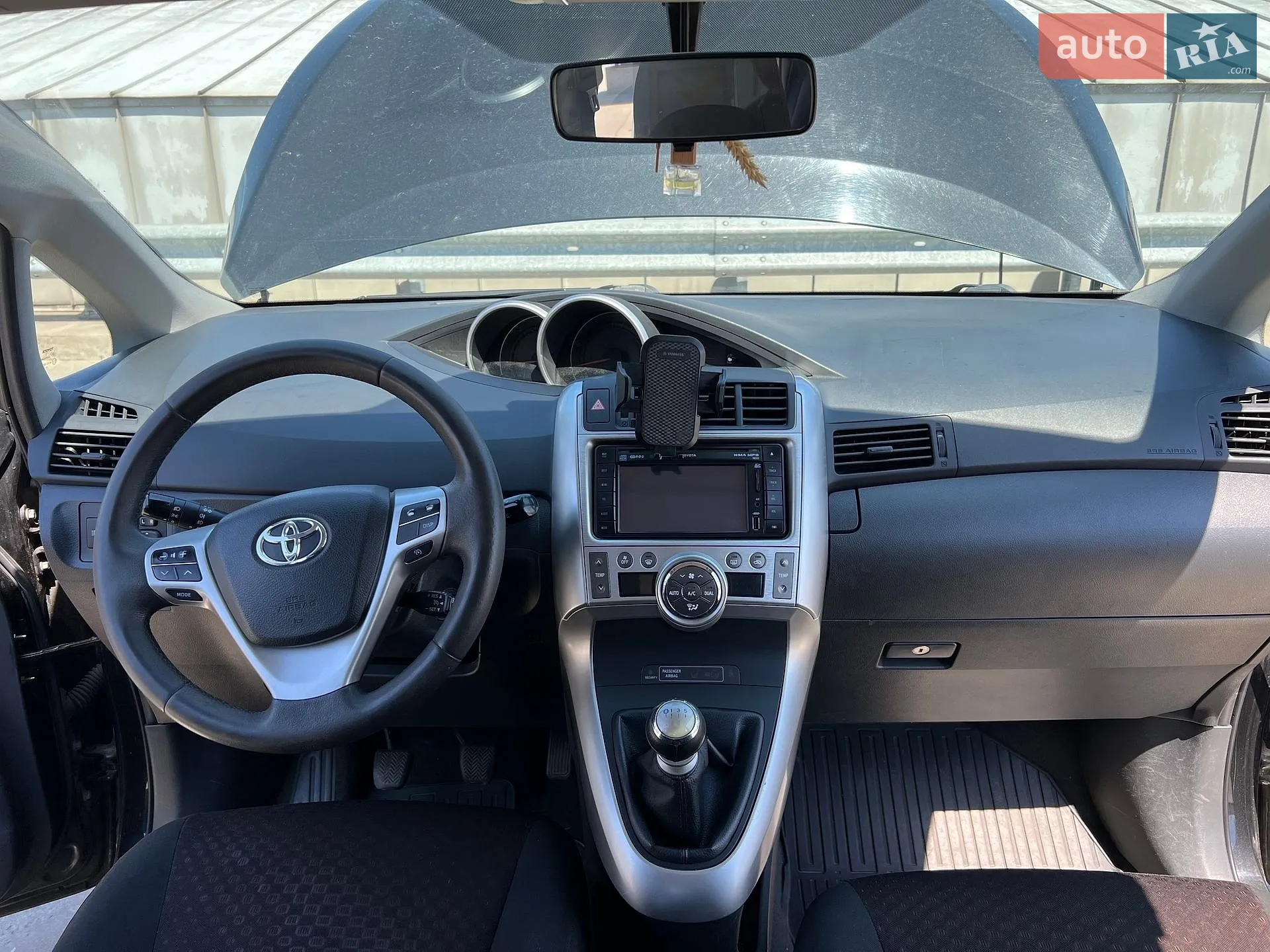 2011 Toyota Verso - мініатюра 14