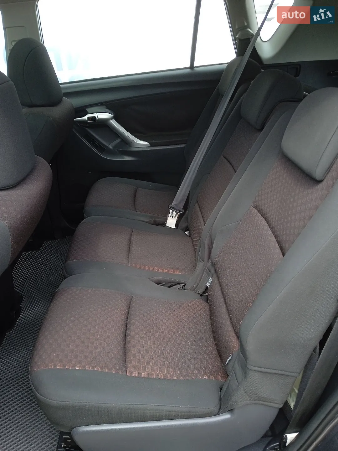 2011 Toyota Verso - мініатюра 3