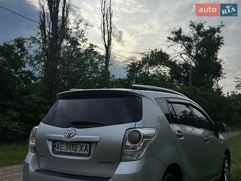 Toyota Verso 2011 VIN NMTDB26R20R008206 фото оголошення 4 з 54