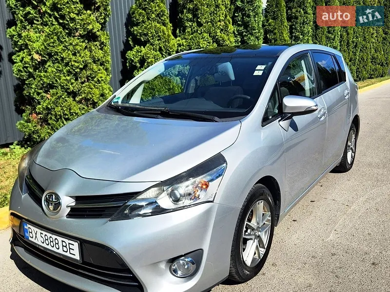 Toyota Verso 2015
