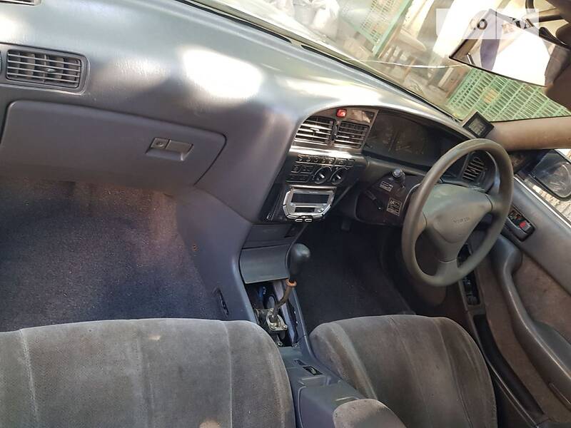 Седан Toyota Vista 1990 в Одесі