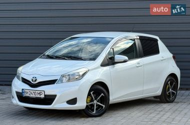 Хэтчбек Toyota Vitz 2011 в Одессе