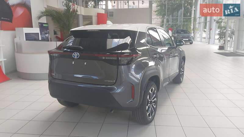 Внедорожник / Кроссовер Toyota Yaris Cross 2023 в Днепре