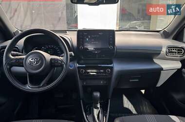 Позашляховик / Кросовер Toyota Yaris Cross 2023 в Ужгороді