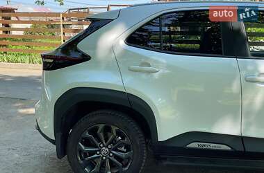 Позашляховик / Кросовер Toyota Yaris Cross 2021 в 