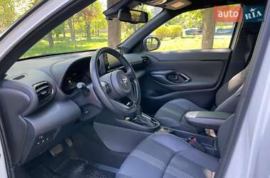 Позашляховик / Кросовер Toyota Yaris Cross 2021 в 
