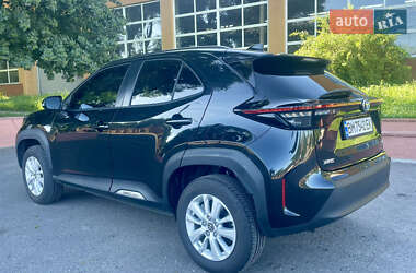 Позашляховик / Кросовер Toyota Yaris Cross 2024 в 
