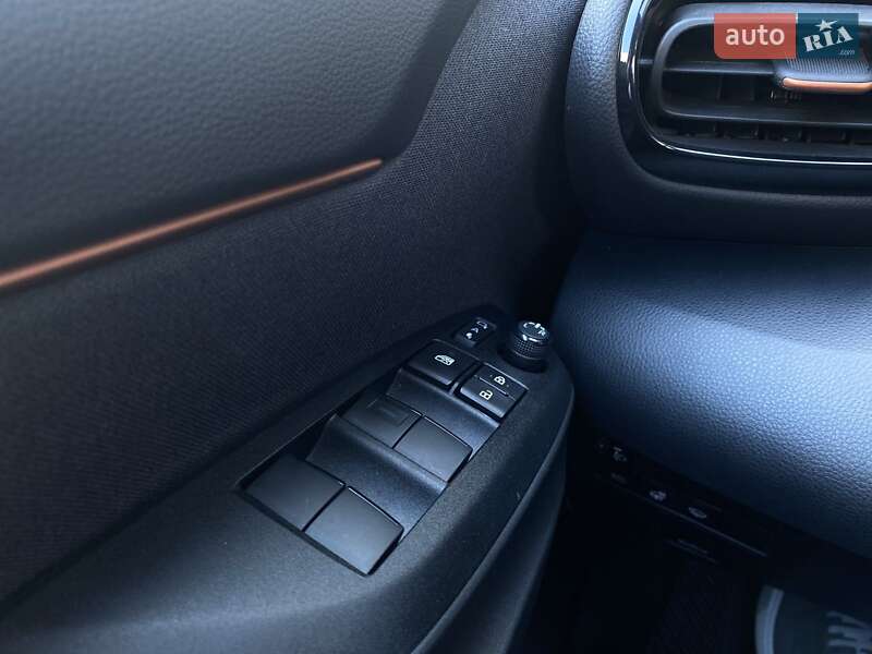 Внедорожник / Кроссовер Toyota Yaris Cross 2023 в Одессе