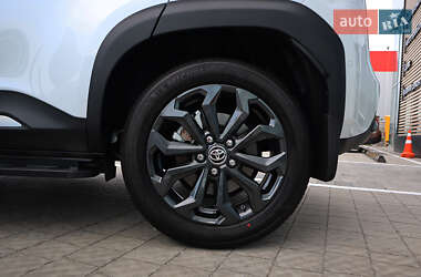 Внедорожник / Кроссовер Toyota Yaris Cross 2024 в 