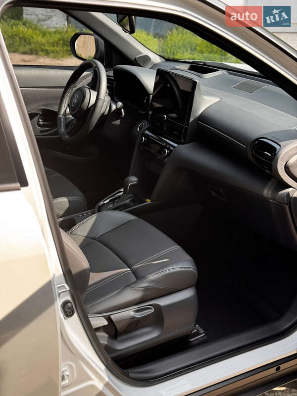 Внедорожник / Кроссовер Toyota Yaris Cross 2024 в Полтаве