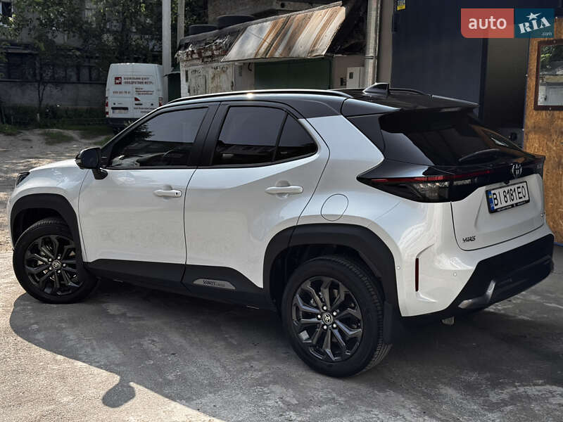 Внедорожник / Кроссовер Toyota Yaris Cross 2024 в Полтаве