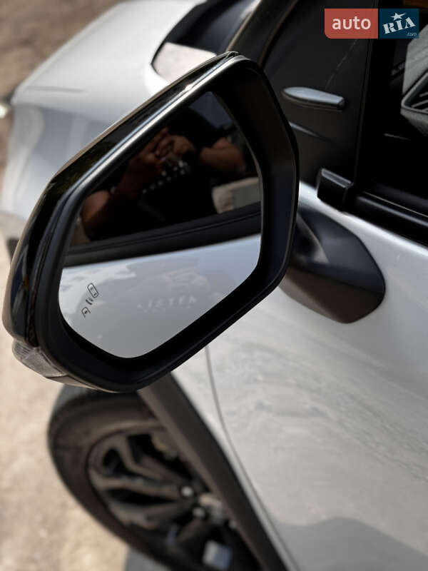 Внедорожник / Кроссовер Toyota Yaris Cross 2024 в Полтаве