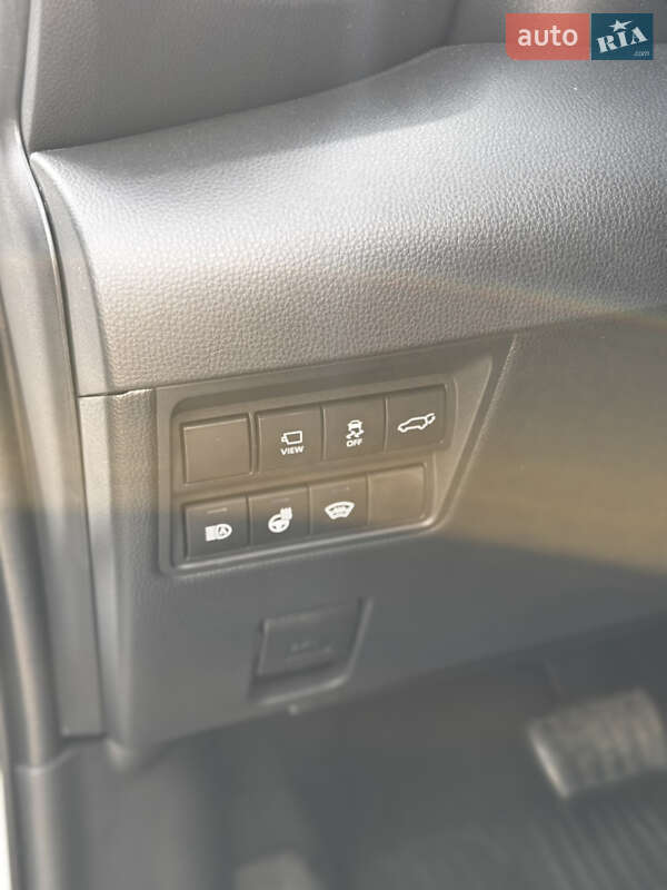 Внедорожник / Кроссовер Toyota Yaris Cross 2024 в Полтаве