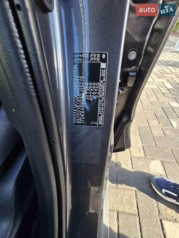 Внедорожник / Кроссовер Toyota Yaris Cross 2023 в Ромнах