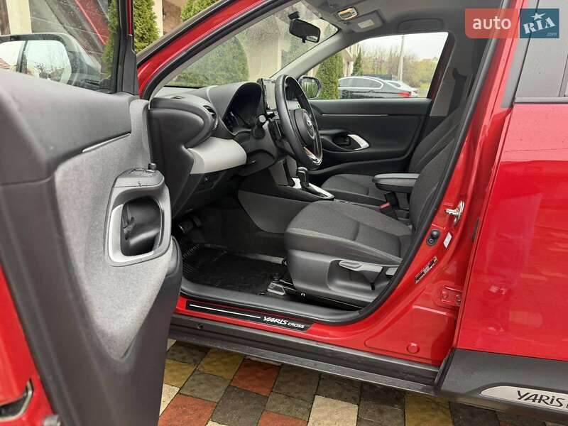 Позашляховик / Кросовер Toyota Yaris Cross 2022 в Ужгороді фото 4 Позашляховик / Кросовер Toyota Yaris Cross 2022 в Ужгороді