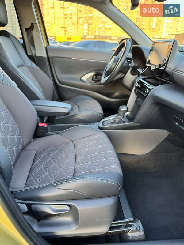 Внедорожник / Кроссовер Toyota Yaris Cross 2021 в Киеве