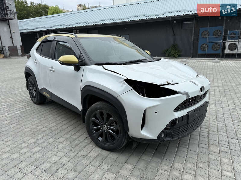Внедорожник / Кроссовер Toyota Yaris Cross 2024 в Одессе