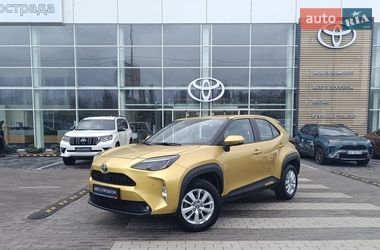 Внедорожник / Кроссовер Toyota Yaris Cross 2023 в Киеве