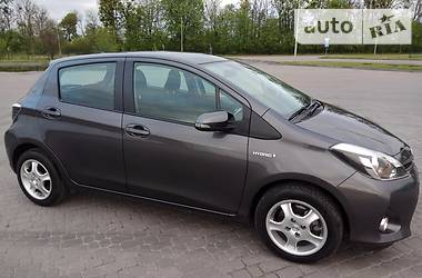 Хэтчбек Toyota Yaris 2013 в Бродах