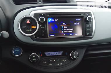 Хэтчбек Toyota Yaris 2013 в Бродах