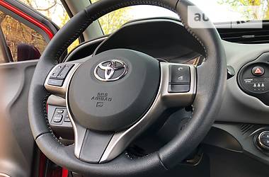 Хэтчбек Toyota Yaris 2015 в Одессе