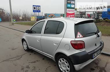 Хэтчбек Toyota Yaris 1999 в Ровно