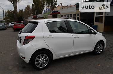 Хэтчбек Toyota Yaris 2012 в Одессе