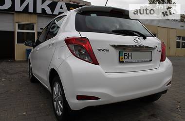 Хэтчбек Toyota Yaris 2012 в Одессе