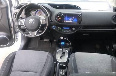 Хэтчбек Toyota Yaris 2015 в Киеве
