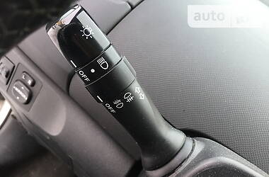 Хетчбек Toyota Yaris 2007 в 