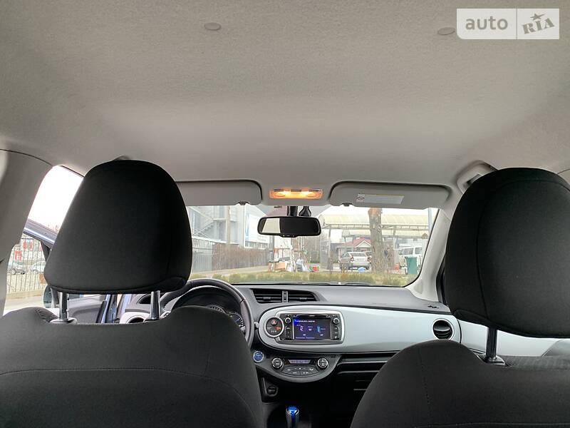 Хетчбек Toyota Yaris 2012 в Києві