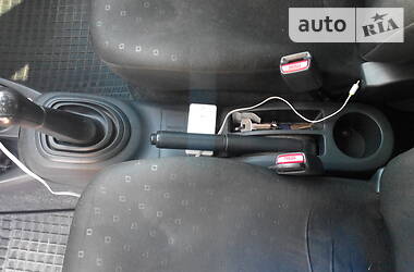 Хетчбек Toyota Yaris 2008 в  фото 14 Хетчбек Toyota Yaris 2008 в