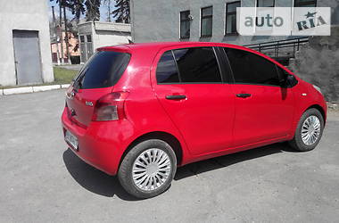 Хетчбек Toyota Yaris 2008 в  фото 7 Хетчбек Toyota Yaris 2008 в