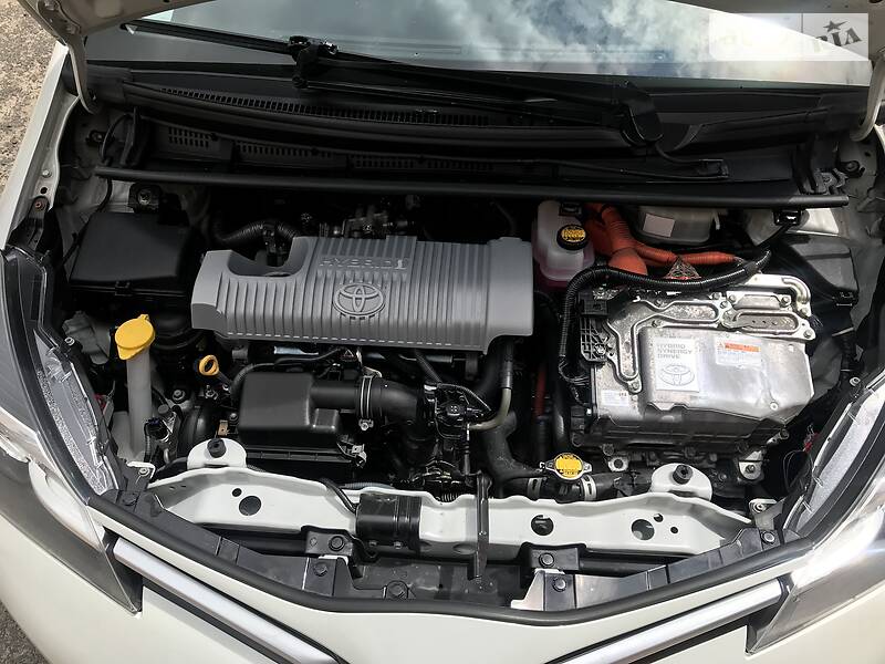 Хетчбек Toyota Yaris 2014 в Рівному