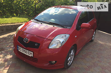 Хетчбек Toyota Yaris 2006 в Володимирі