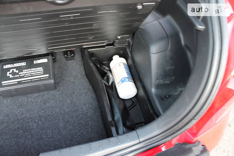 Хэтчбек Toyota Yaris 2008 в Сумах