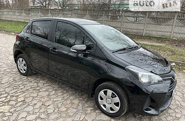 Хэтчбек Toyota Yaris 2015 в Запорожье