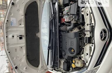 Хетчбек Toyota Yaris 2012 в 