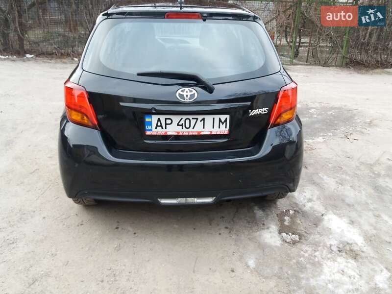 Хетчбек Toyota Yaris 2017 в Запоріжжі