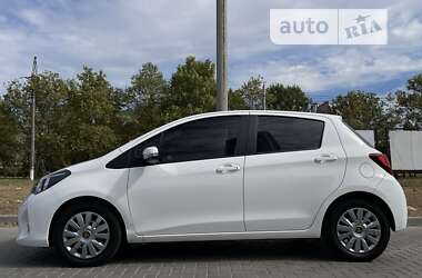 Хетчбек Toyota Yaris 2015 в Миколаєві