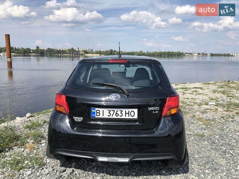 Хэтчбек Toyota Yaris 2015 в Кременчуге фото 17 Хэтчбек Toyota Yaris 2015 в Кременчуге