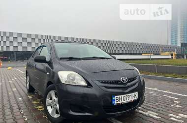 Седан Toyota Yaris 2007 в Одесі