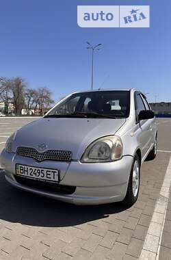 Хэтчбек Toyota Yaris 2003 в Одессе