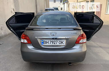Седан Toyota Yaris 2007 в Одессе