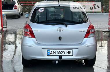 Хэтчбек Toyota Yaris 2011 в Виннице