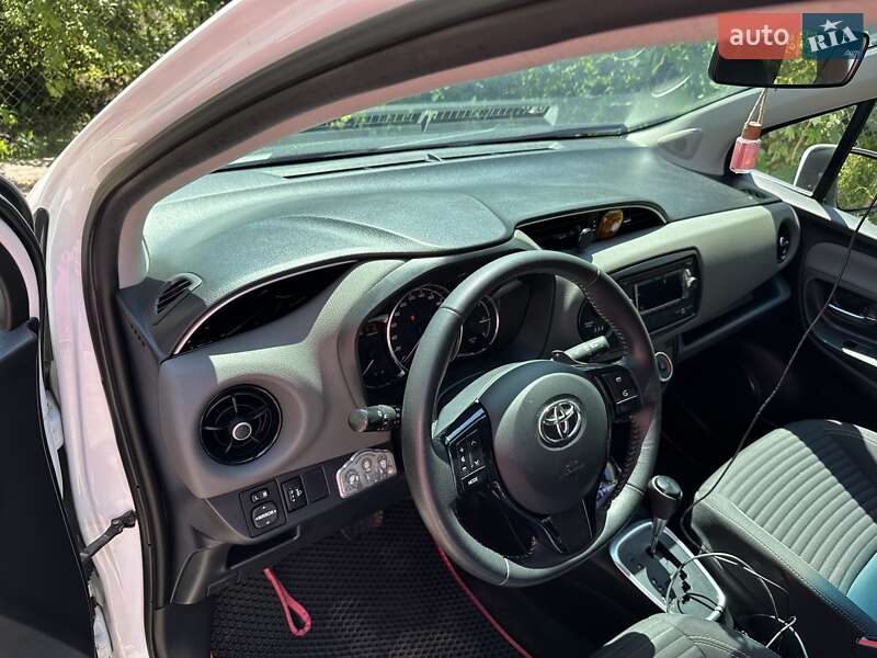 Хэтчбек Toyota Yaris 2020 в Одессе