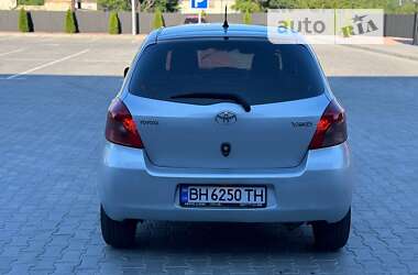 Хэтчбек Toyota Yaris 2008 в Одессе