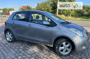 Хэтчбек Toyota Yaris 2006 в Львове