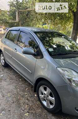 Хэтчбек Toyota Yaris 2008 в Харькове