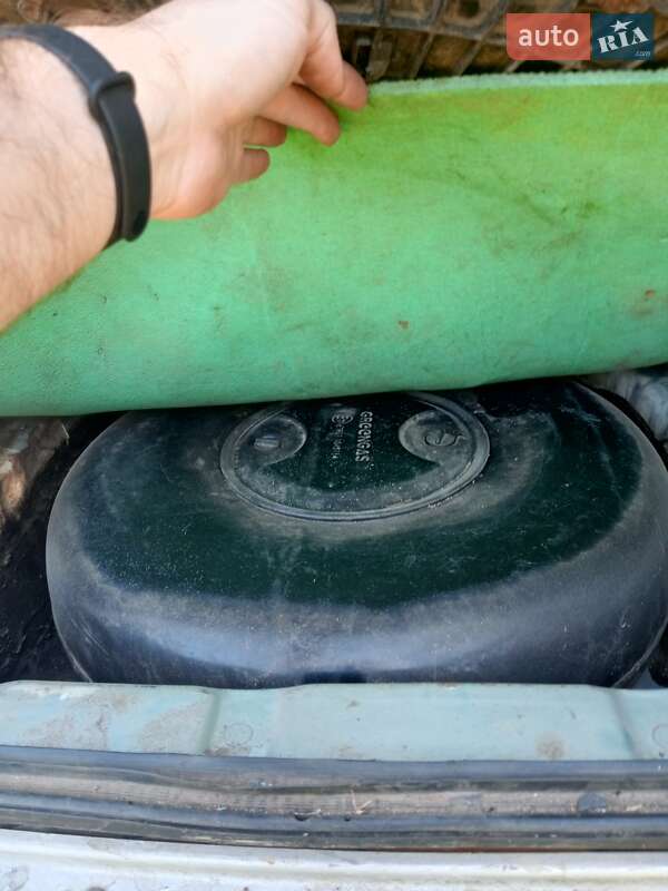 Хэтчбек Toyota Yaris 2000 в Чернигове